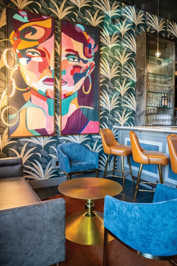 Cocktail bar Sneak opened at Pecan Point in Elizabeth