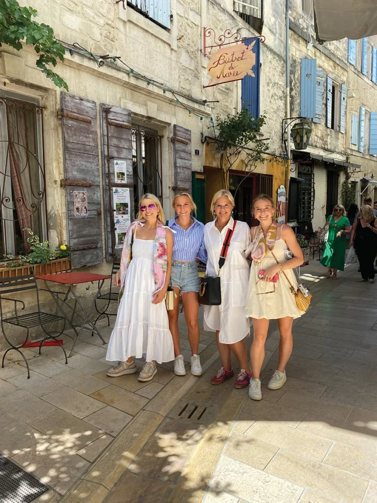 Laura Park with daughters Sumner, Cameron and Lawson