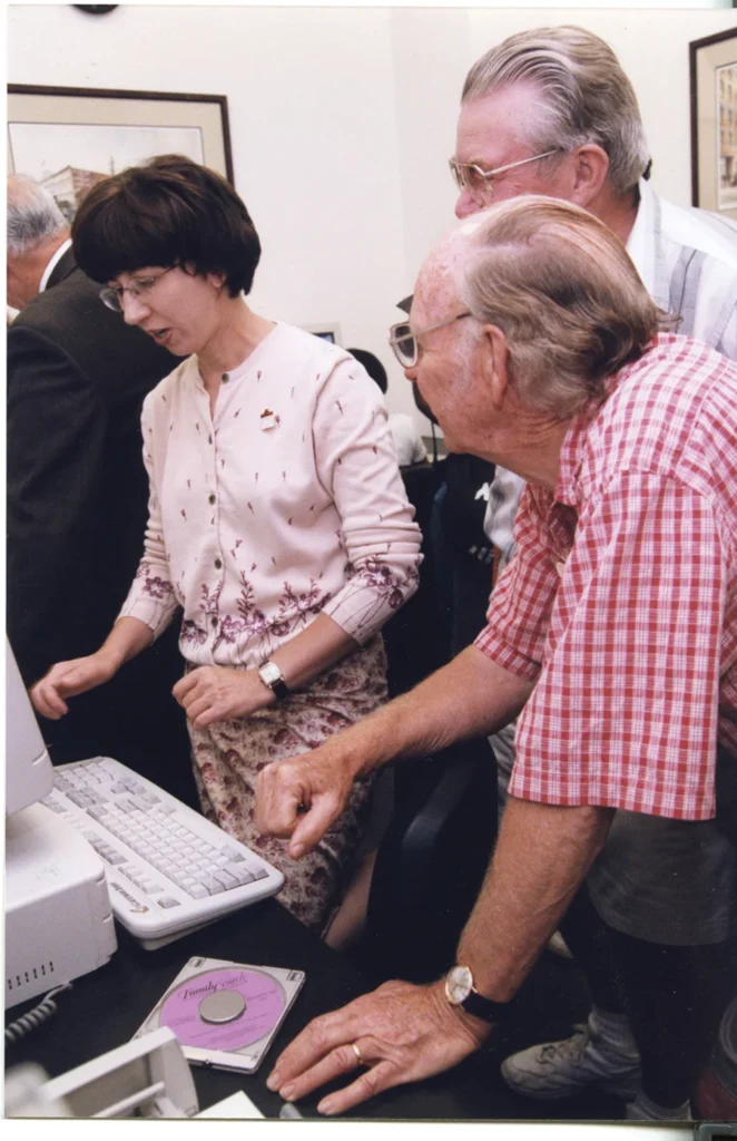 Bumgarner in the 1990s, when the Main Library installed a computer lab so patrons could use online tools for research