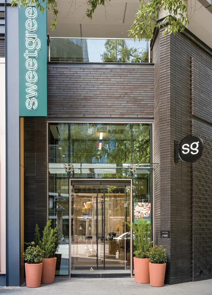 sweetgreen storefront