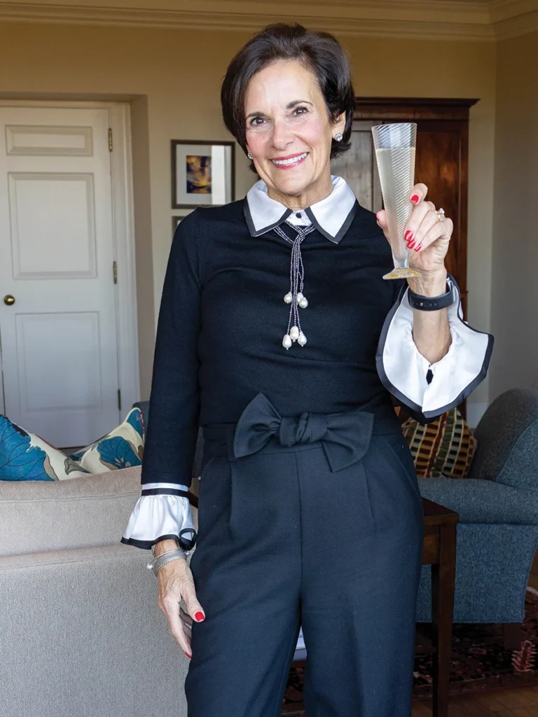 Entertaining expert DeeDee Dalrymple shares hosting tips.