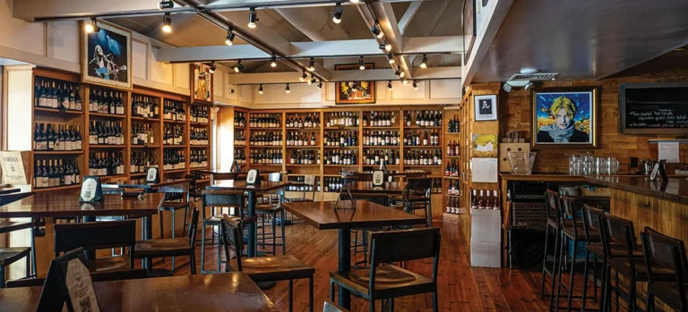 Foxcroft Wine Co. interior