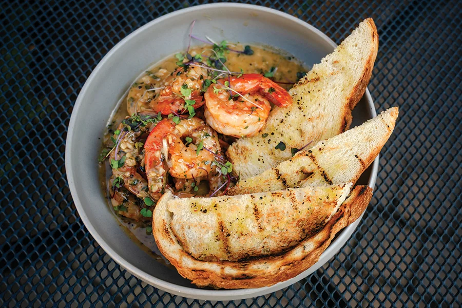 Garlic shrimp with grilled bread