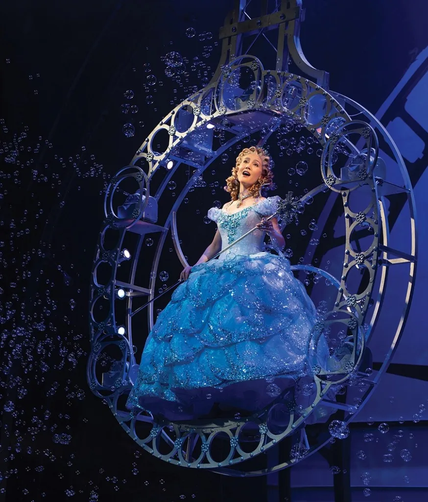 Zoe Jensen as Glinda