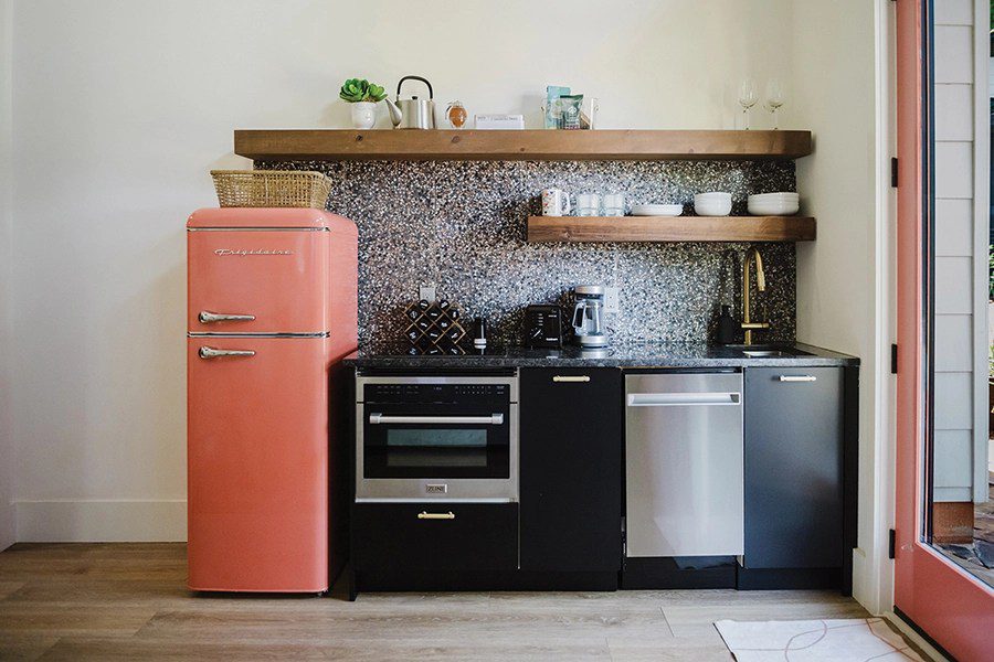Casita retro kitchenette