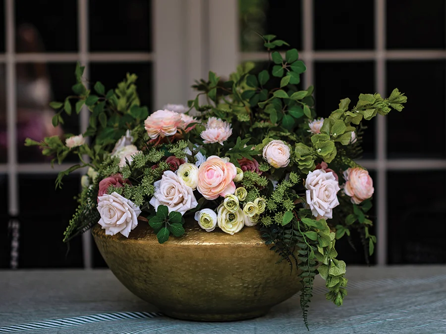 Vintage Charm Charlotte faux flowers